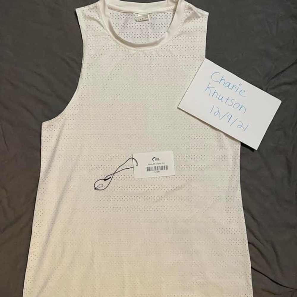 Zyia white chill tank xl